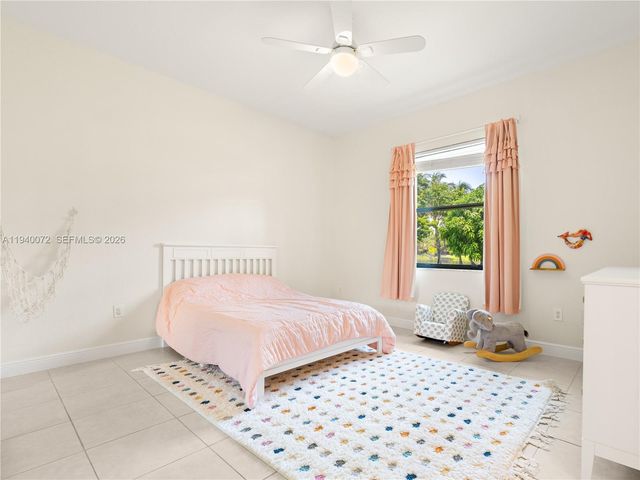 15016 SW 35th St, Davie, FL 33331