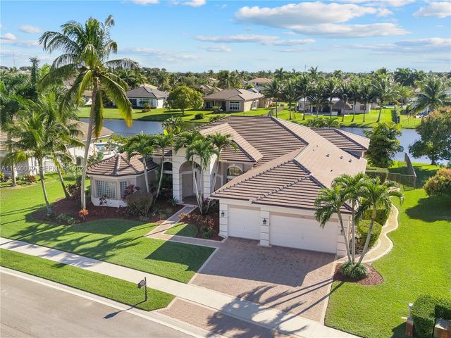 15016 SW 35th St, Davie, FL 33331