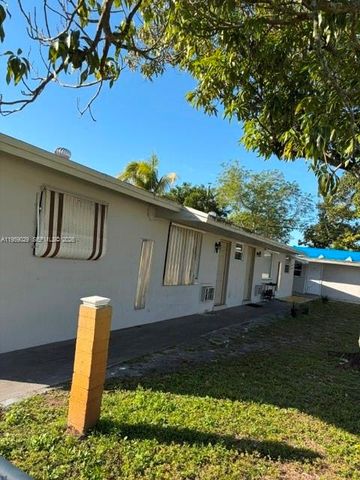 1913 SW Gardenia Rd, Fort Lauderdale, FL 33317