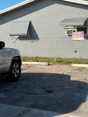 1913 SW Gardenia Rd, Fort Lauderdale, FL 33317