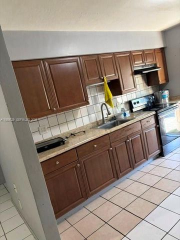 1913 SW Gardenia Rd, Fort Lauderdale, FL 33317