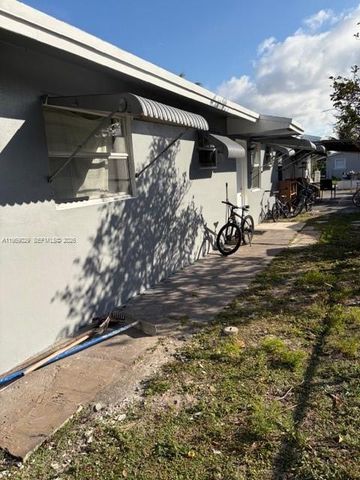 1913 SW Gardenia Rd, Fort Lauderdale, FL 33317