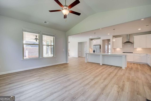 125 Haverling Pass, Hampton, GA 30228