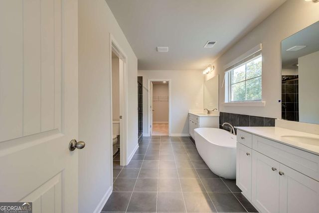 125 Haverling Pass, Hampton, GA 30228
