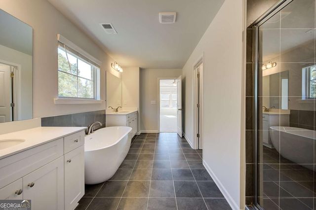 125 Haverling Pass, Hampton, GA 30228