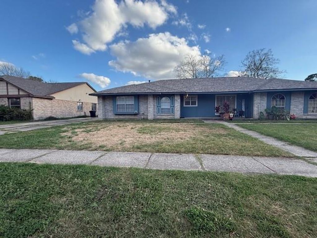 2402 Autumn Springs Lane, Spring, TX 77373