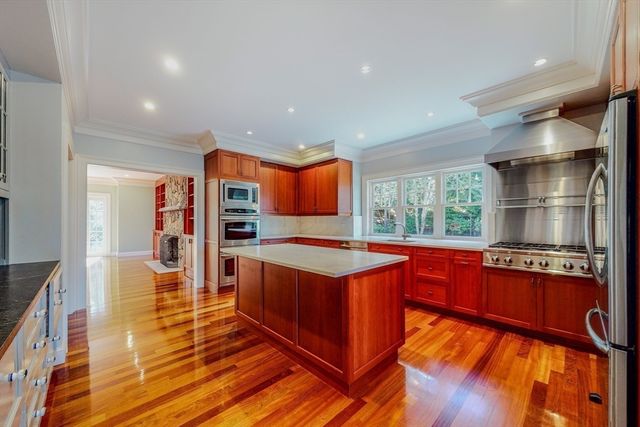 25 Myopia Road, Winchester, MA 01890