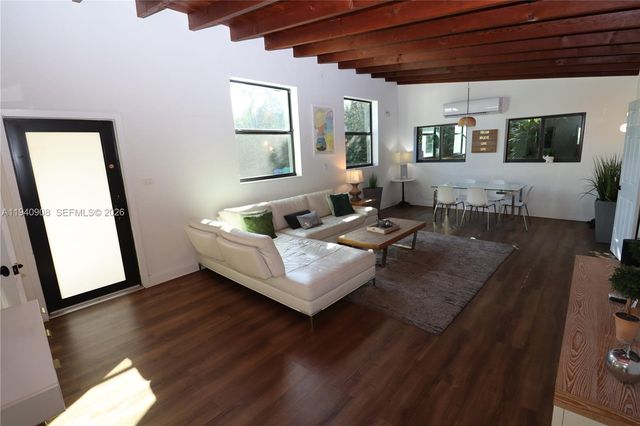 11534 NE 13th Ave, Miami, FL 33161