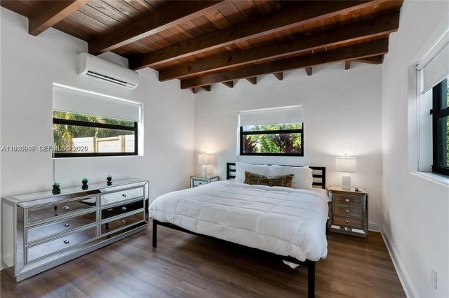 11534 NE 13th Ave, Miami, FL 33161