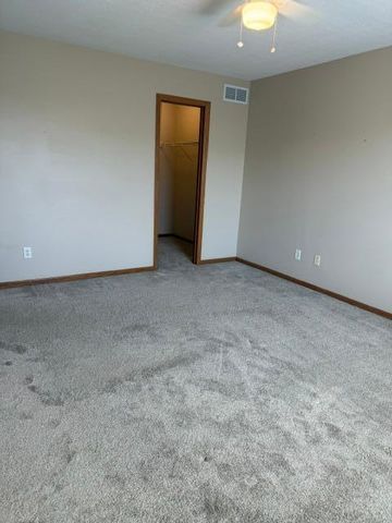 6886 Meadow Grass Lane S, Cottage Grove, MN 55016