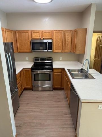 6886 Meadow Grass Lane S, Cottage Grove, MN 55016