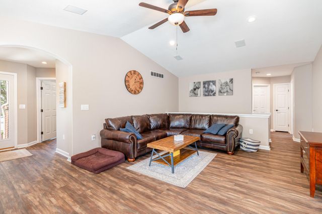 1375 Grandarbor Circle, Independence, KY 41051