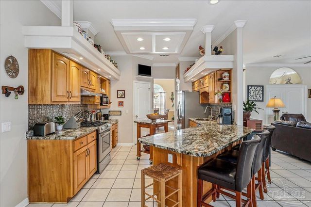 9564 Westgate Cir, Pensacola, FL 32507