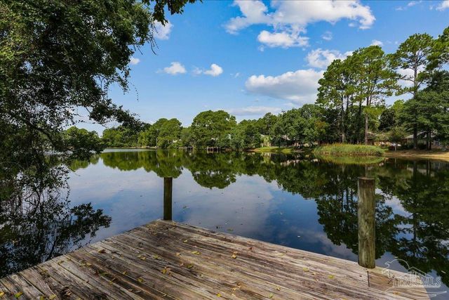 9564 Westgate Cir, Pensacola, FL 32507