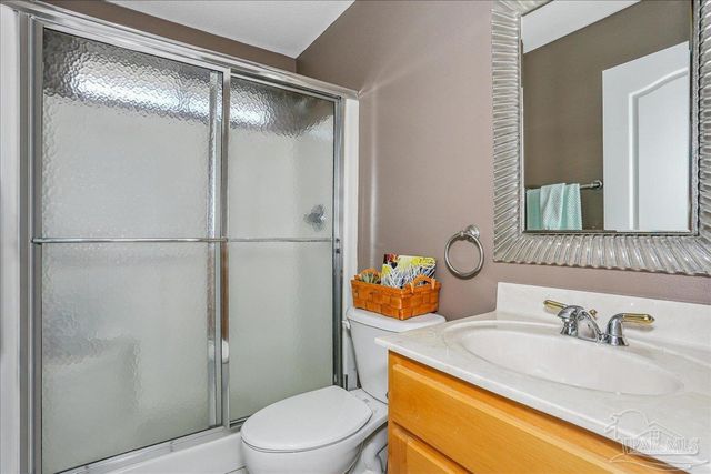 9564 Westgate Cir, Pensacola, FL 32507