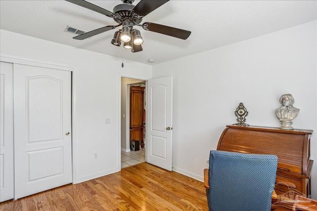 9564 Westgate Cir, Pensacola, FL 32507