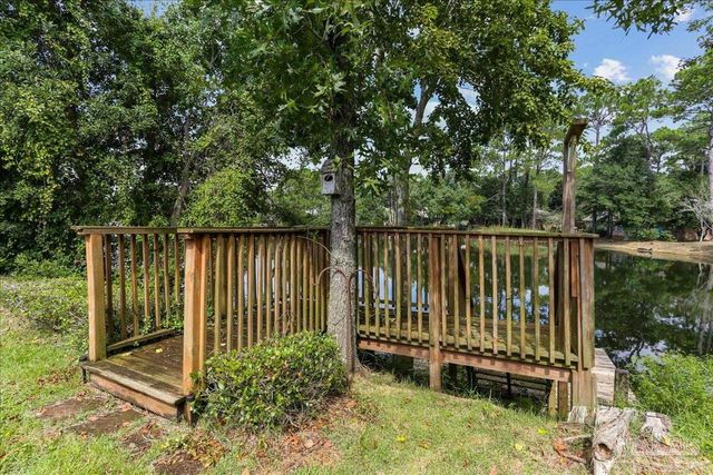 9564 Westgate Cir, Pensacola, FL 32507