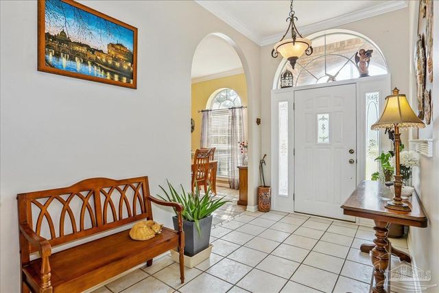 9564 Westgate Cir, Pensacola, FL 32507