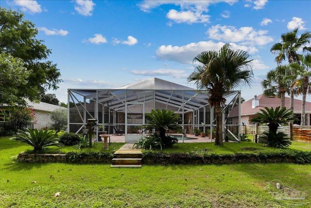 9564 Westgate Cir, Pensacola, FL 32507