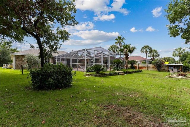 9564 Westgate Cir, Pensacola, FL 32507