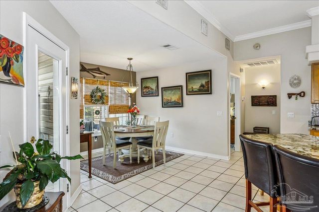 9564 Westgate Cir, Pensacola, FL 32507