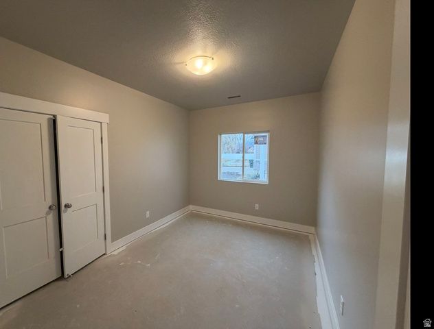 1038 LIBERTY COTTAGES CT, Ogden, UT 84404