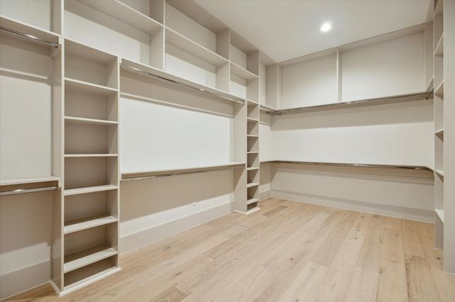 10303 Eddystone Drive, Houston, TX 77043