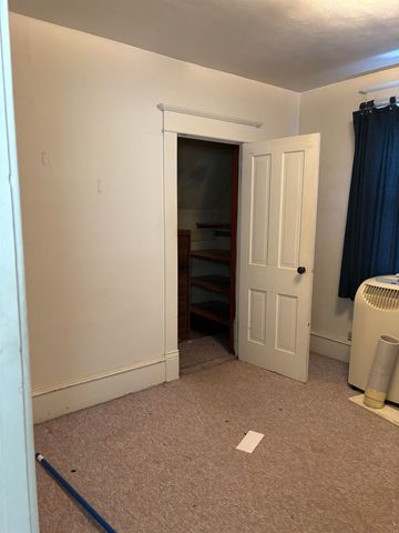 403 1st St SE, Mohall, ND 58761