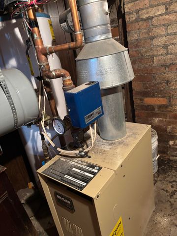 403 1st St SE, Mohall, ND 58761