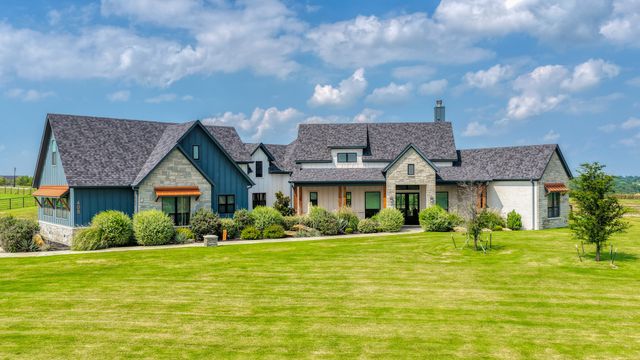 408 Royal Santana Run, Weatherford, TX 76087