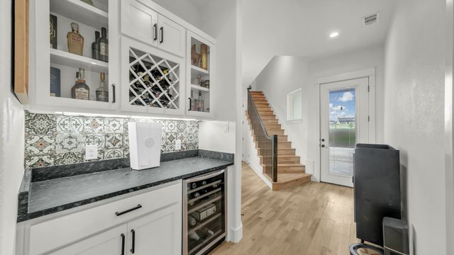 408 Royal Santana Run, Weatherford, TX 76087