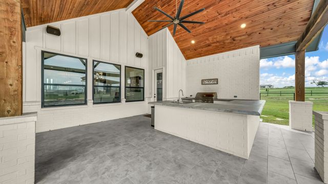 408 Royal Santana Run, Weatherford, TX 76087