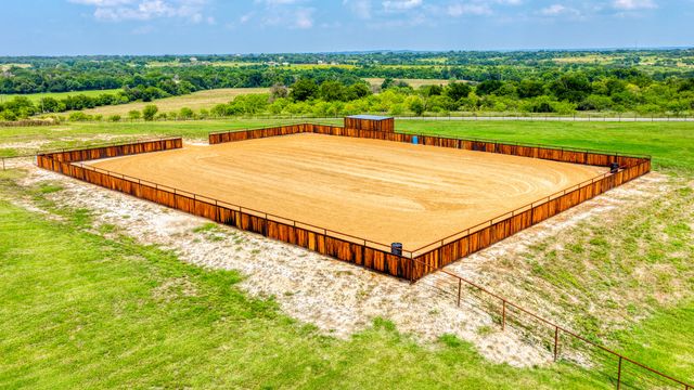 408 Royal Santana Run, Weatherford, TX 76087