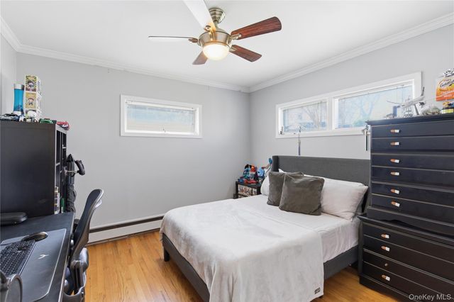 15 Bayard Avenue, Bayville, NY 11709