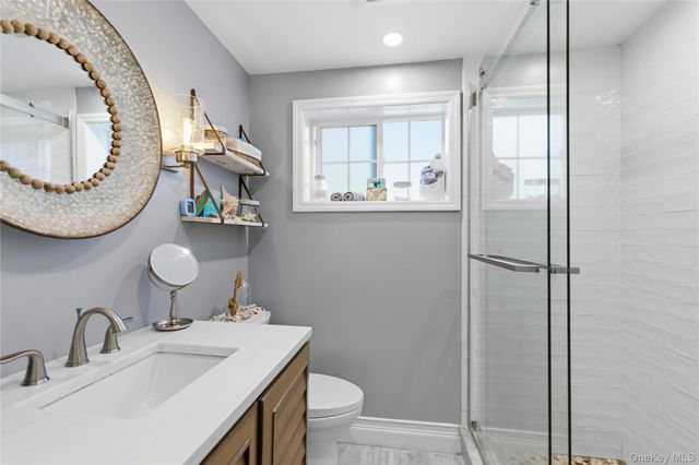 15 Bayard Avenue, Bayville, NY 11709