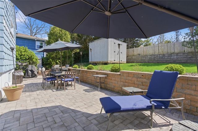 15 Bayard Avenue, Bayville, NY 11709