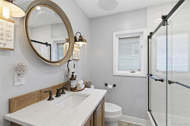 15 Bayard Avenue, Bayville, NY 11709