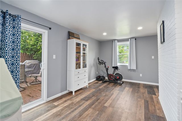 853 Vermont Ave, Mt Lebanon, PA 15234