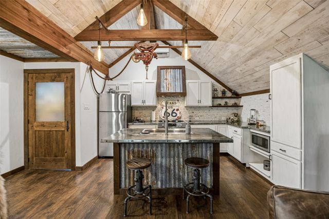 2520 Britt Drive, Argyle, TX 76226
