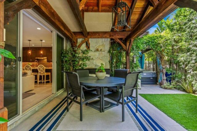3080 Marron Road, Carlsbad, CA 92010