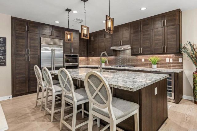 3080 Marron Road, Carlsbad, CA 92010