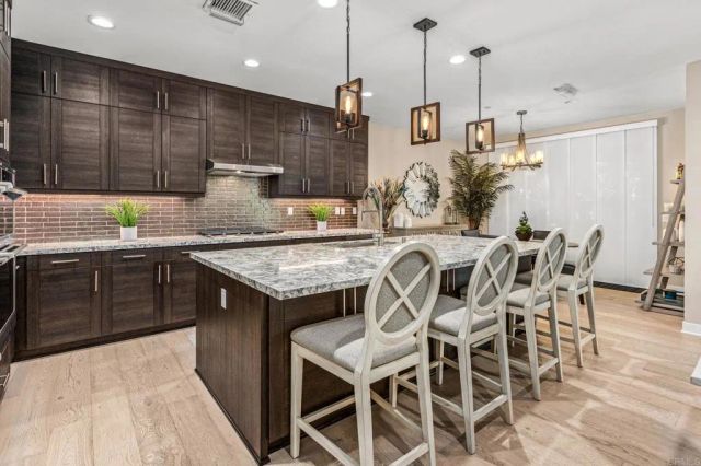 3080 Marron Road, Carlsbad, CA 92010