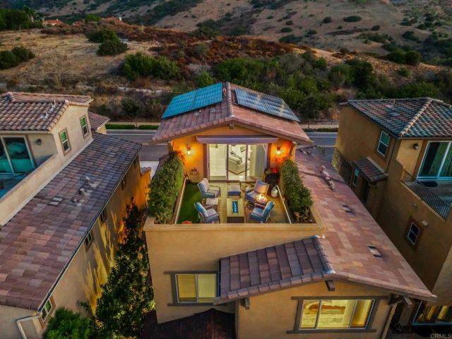 3080 Marron Road, Carlsbad, CA 92010