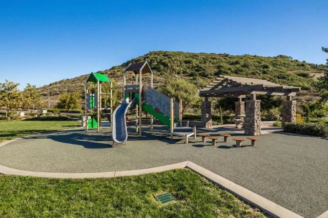 3080 Marron Road, Carlsbad, CA 92010