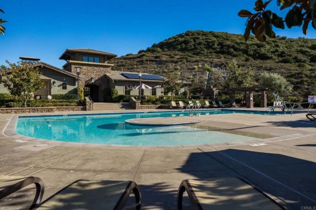 3080 Marron Road, Carlsbad, CA 92010