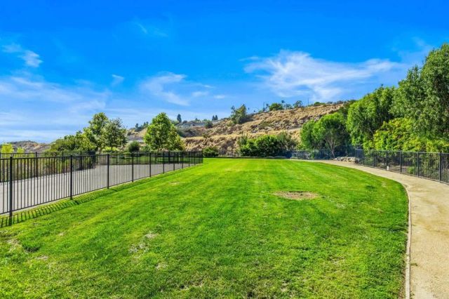 3080 Marron Road, Carlsbad, CA 92010