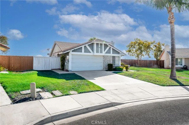 27738 Via Real, Romoland, CA 92585