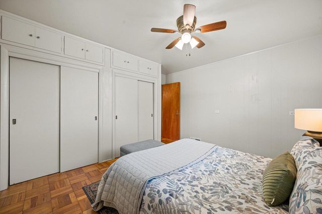 9091 N Pelham PARKWAY, Bayside, WI 53217