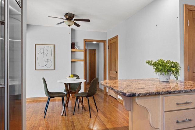 9091 N Pelham PARKWAY, Bayside, WI 53217