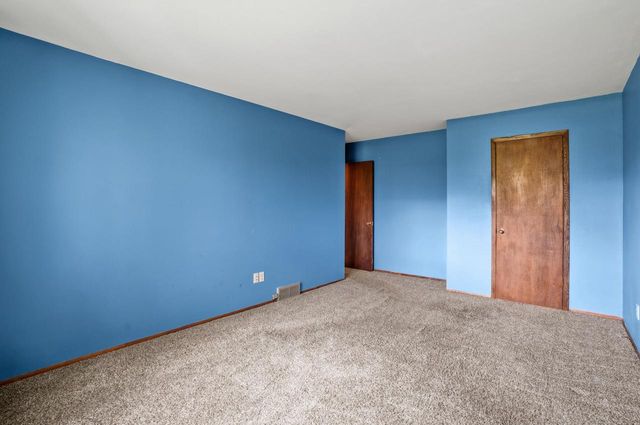 7307 S Delaine DRIVE, Oak Creek, WI 53154